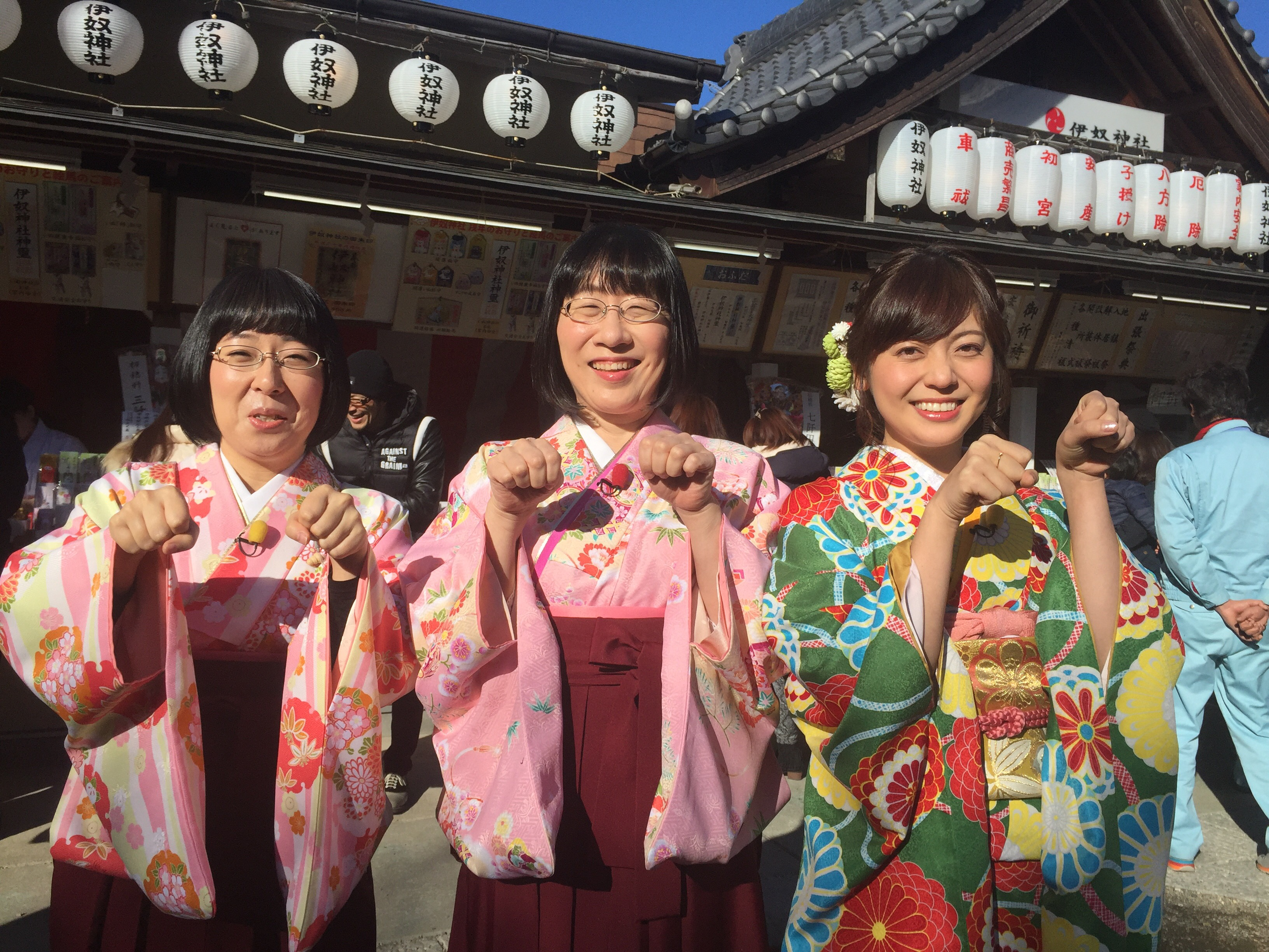 新年 阿佐ヶ谷姉妹.png