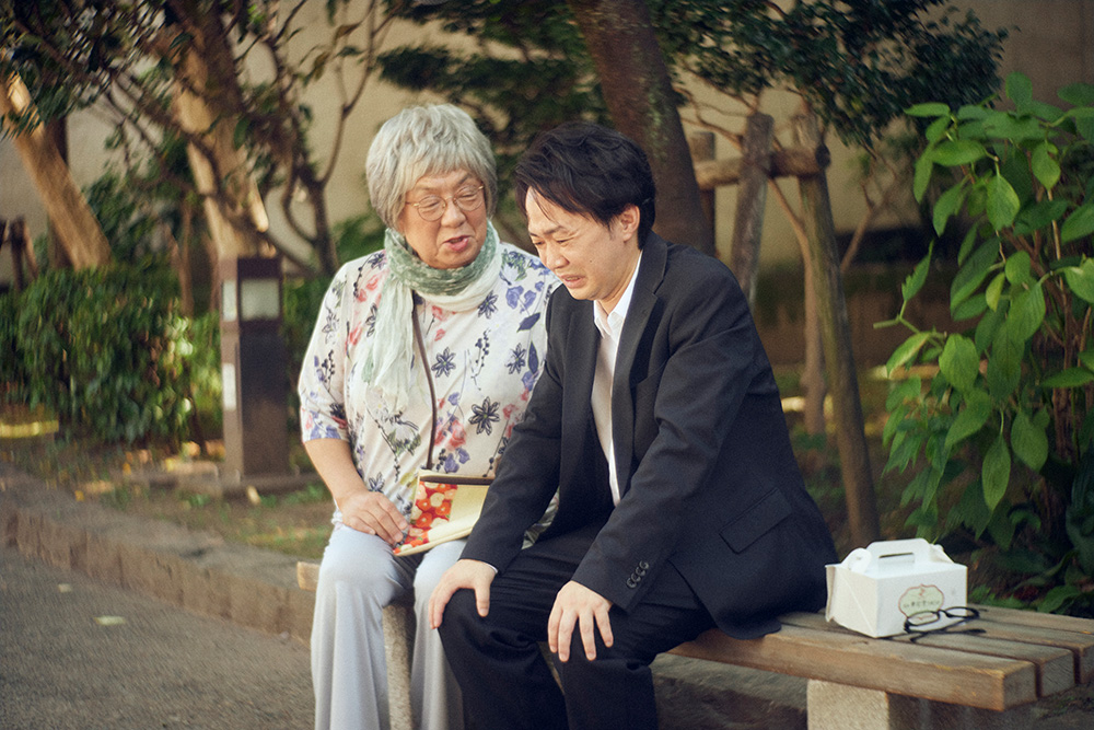 日向松子（梅沢富美男） 佐々木広治（酒井貴浩）