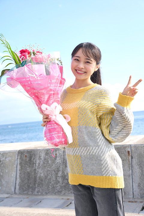 写真(9) オフショット 林芽亜里