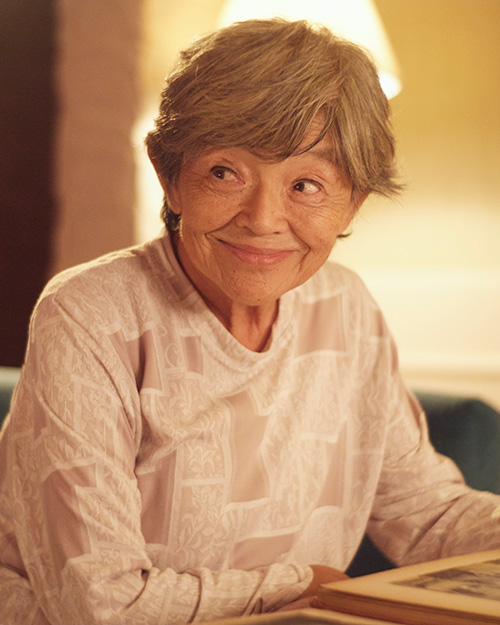 水沢加代（藤田弓子）