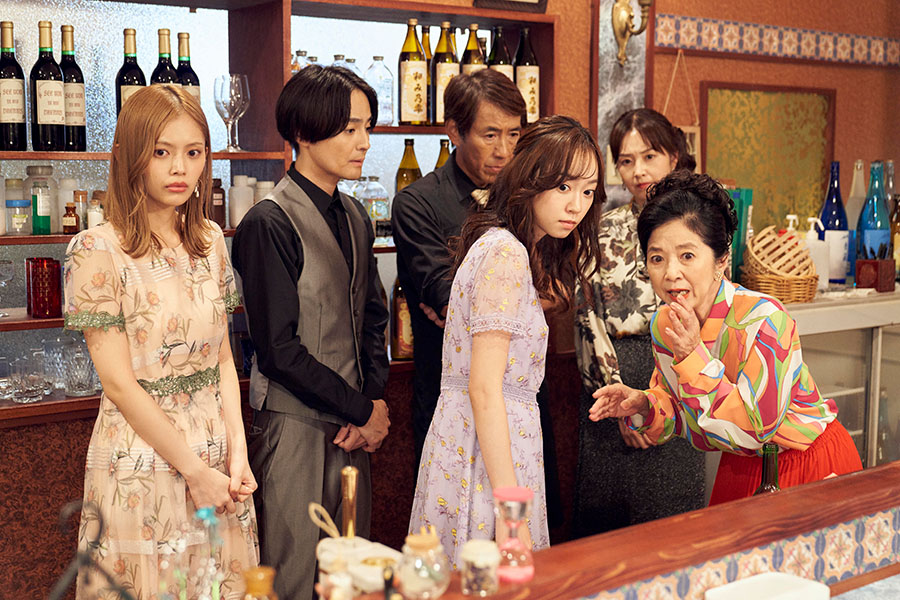 内海リラ(森日菜美)山本健太(木村了)石井英次(高山　広)新藤美来（杏花）窪川みどり（笛木優子）上杉まりえ（宮崎美子）