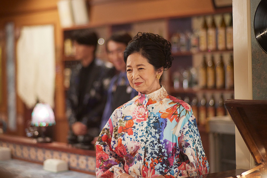 上杉まりえ（宮崎美子）