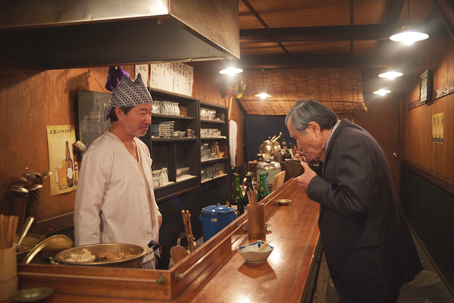 オヤジ（木村祐一）海老原耕平（平田　満）