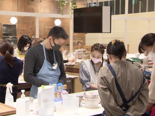 特集 意識変わった男性の姿も 料理教室の一日 が映すそれぞれの選択 コロナ禍の中でも充実したひと時を