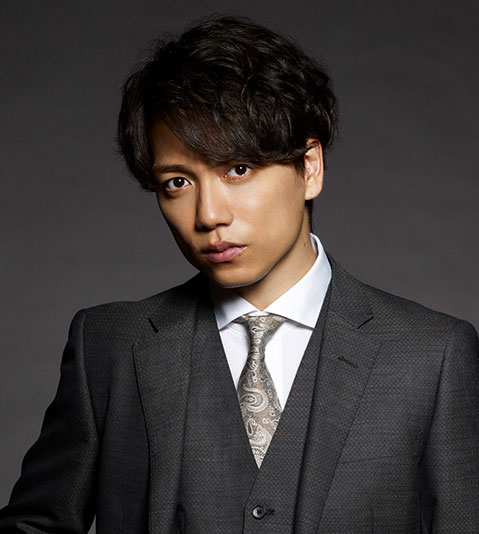 山崎育三郎さん