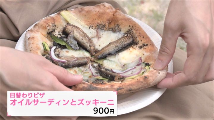 記憶に残るピザ屋」に…石窯で焼くピザが人気のキッチンカー 記憶に残るピザ屋」に…石窯で焼くピザが人気のキッチンカー