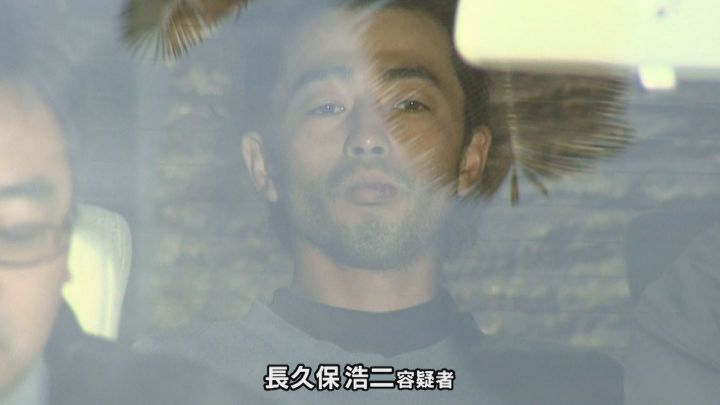 立てこもり