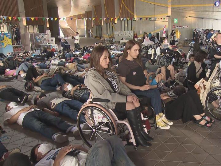 急に筋力が衰える病気 – 徐々に体が動かなくなる病気 – SGMW