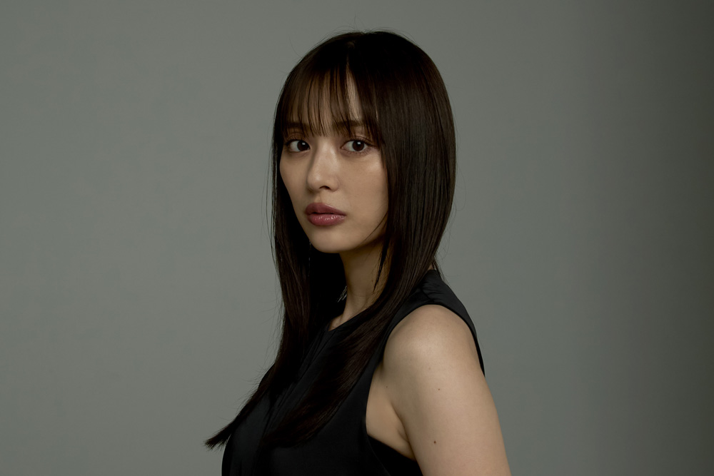 内田理央
